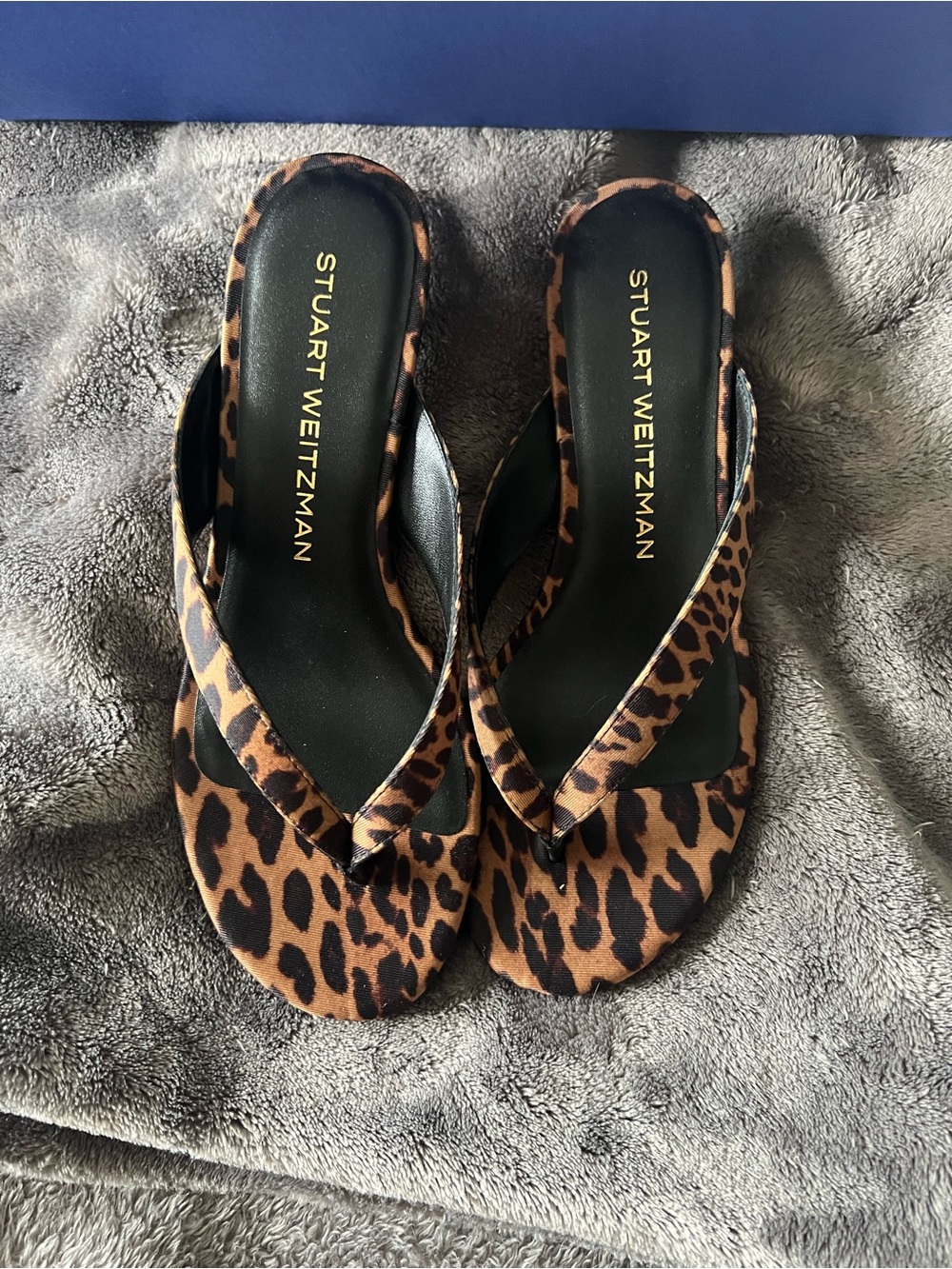 Stuart Weitzman Rio Leopard Print Kitten Heel Flip Flops - Brown - Picture 5 of 8